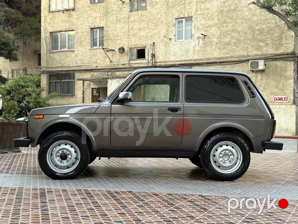 Lada (VAZ) Niva, 1.7 L, 2015 il, 156 000 km — Avtomobillər, Bakı (10)