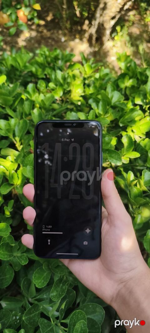 IPhone 11 Pro Max, 64 GB, Qara, Simsiz şarj — Biləsuvar
