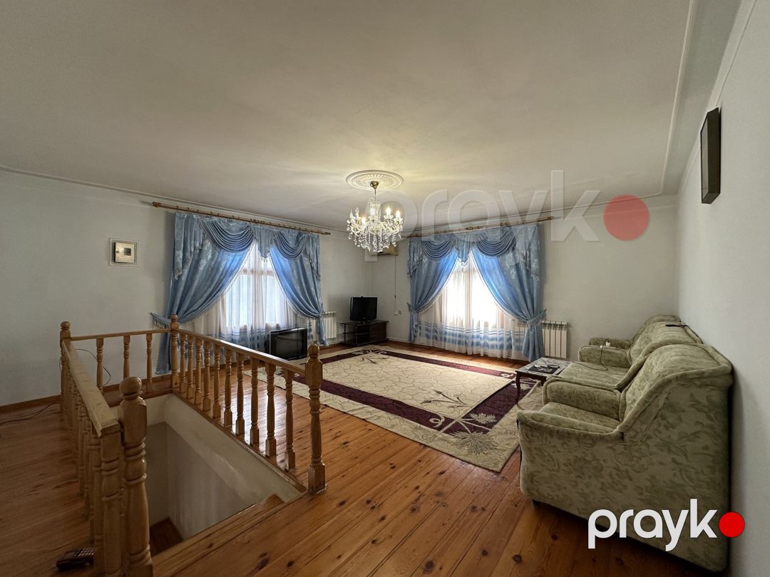 Satılır 8 otaqlı həyət evi/bağ evi 600 m² — Ev, villa, Bakı (11)