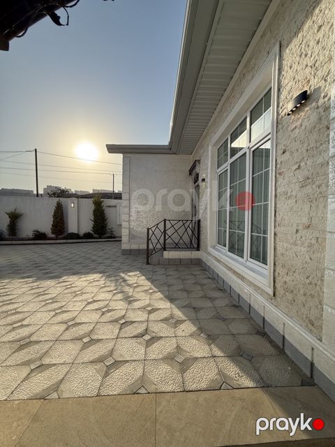 Satılır 4 otaqlı həyət evi/bağ evi 182 m² — Bakı