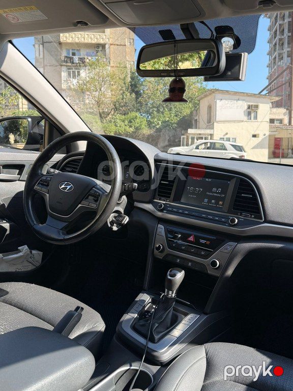 Hyundai Avante, 1.6 L, 2016 il, 170 000 km — Avtomobillər, Bakı (7)