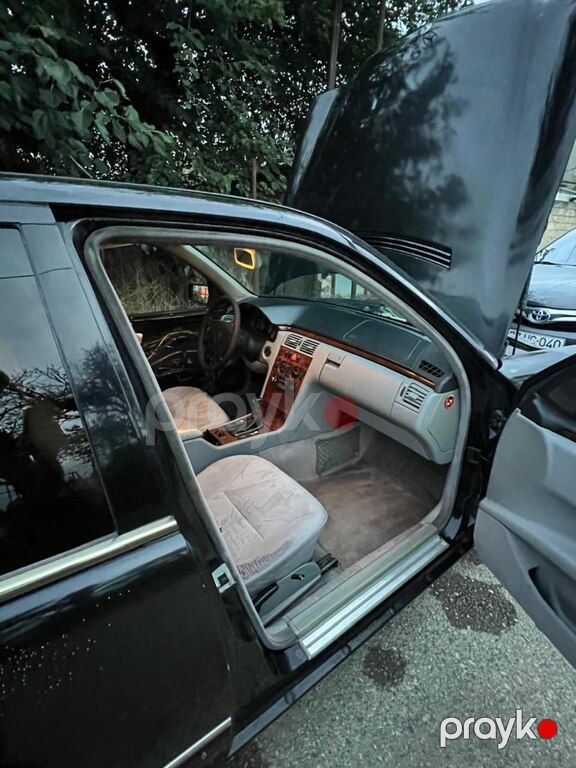 Mercedes E 240, 2.4 L, 1998 il, 450 000 km — Avtomobillər, Quba (12)