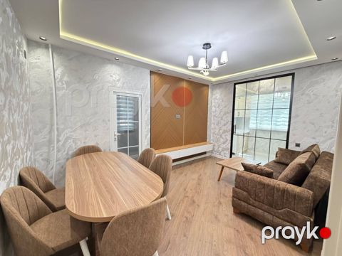 Satılır 3 otaqlı köhnə tikili 65 m² — Bakı