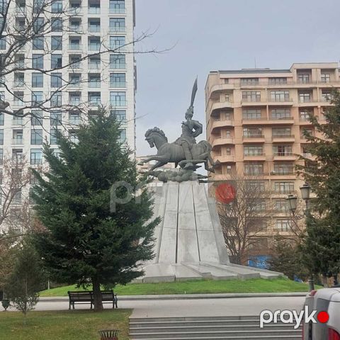 Satılır 4 otaqlı yeni tikili 285 m² — Bakı