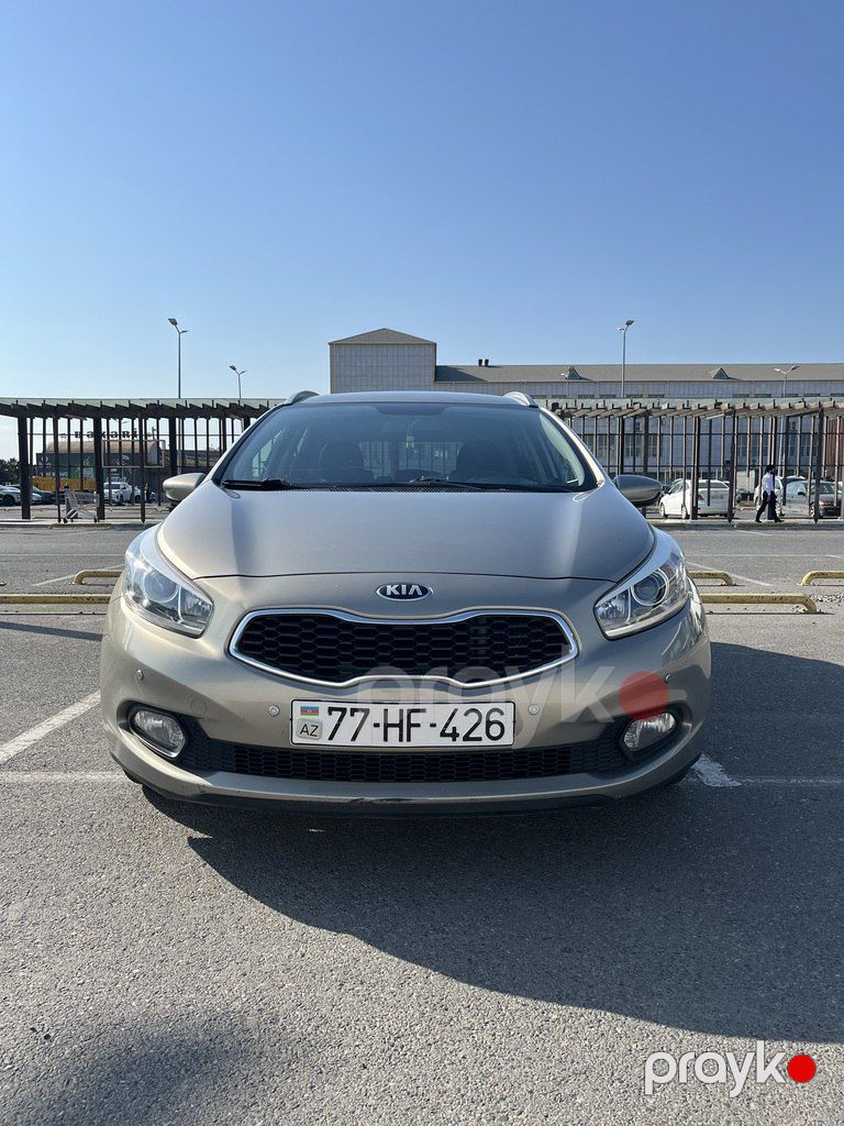 Kia Ceed SW, 1.6 L, 2012 il, 323 500 km — Avtomobillər, Bakı