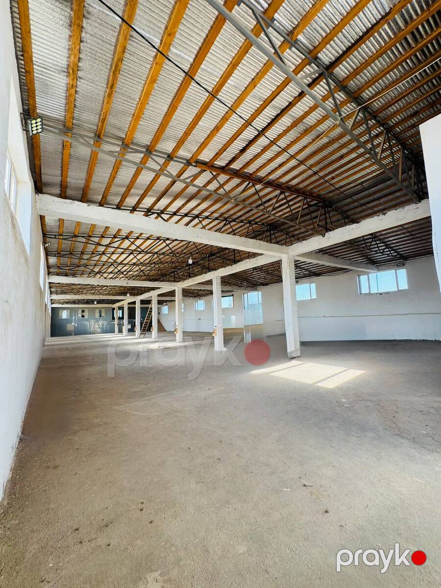 Satılır obyekt 1365 m² — Əmlak, Bakı (3)