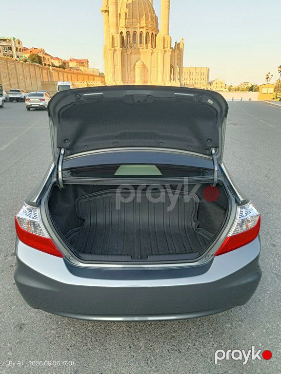 Honda Civic, 1.5 L, 20 kWh, 2011 il, 260 373 km — Avtomobillər, Bakı (9)