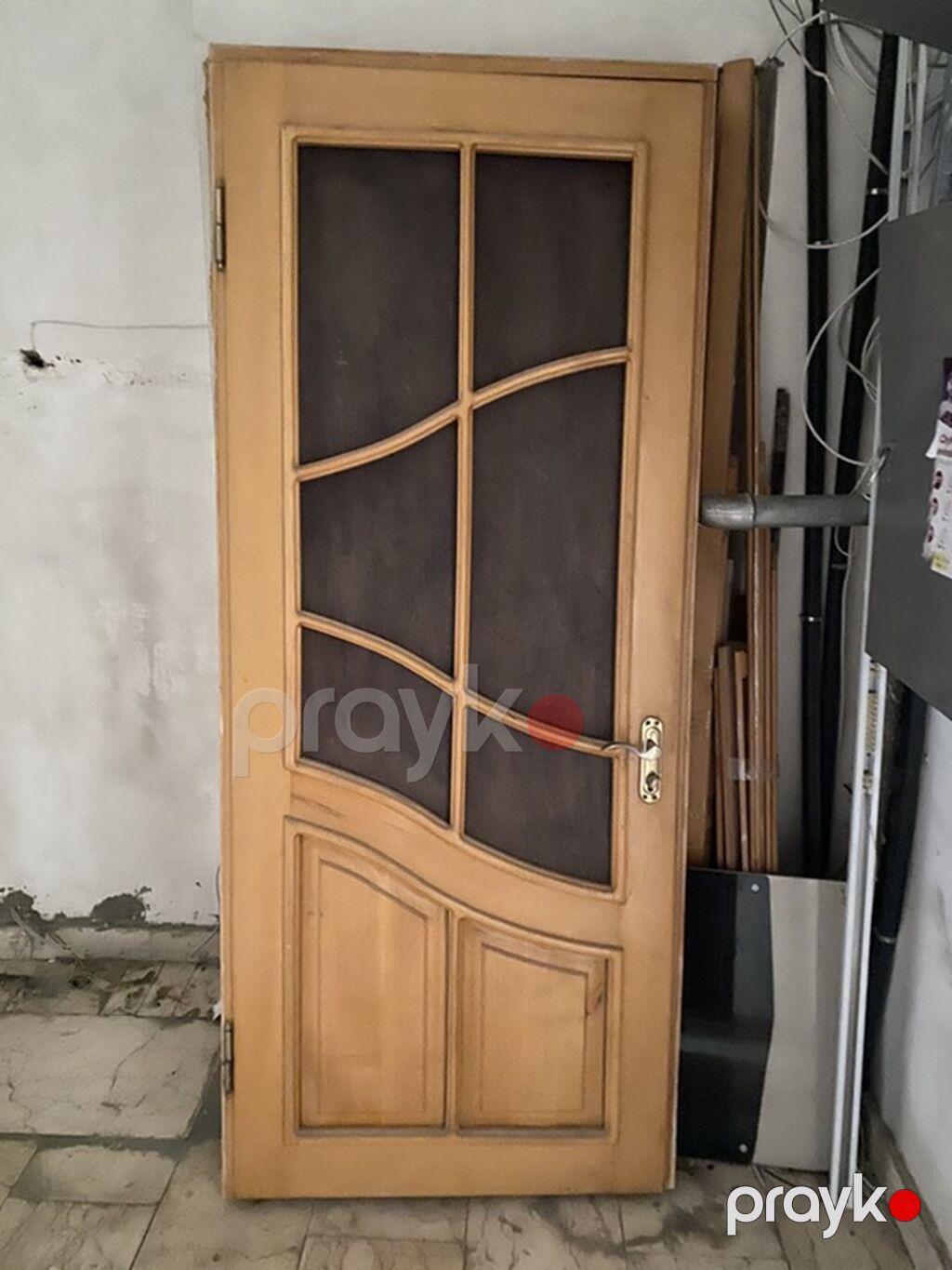 Taxta qapı — Pəncərələr, qapılar, balkonlar, Bakı (2)