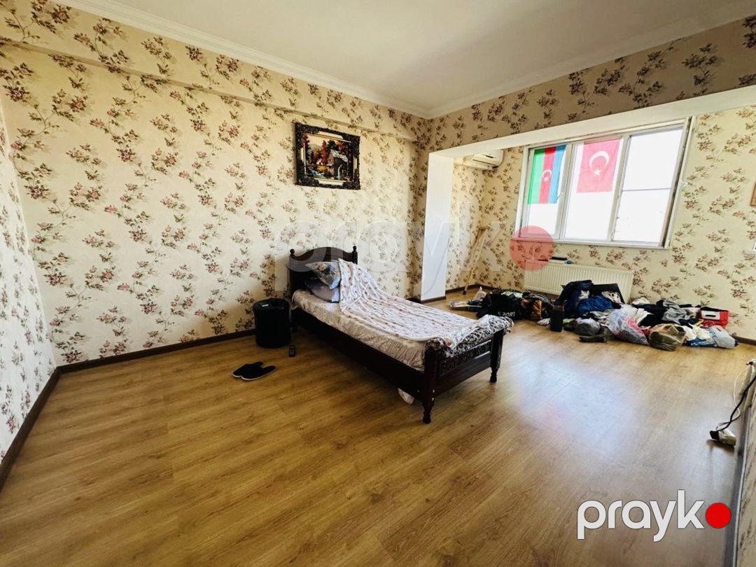 Satılır 2 otaqlı köhnə tikili 72 m² — Mənzil, Bakı (12)
