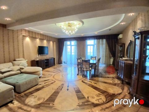 Satılır 3 otaqlı yeni tikili 161 m² — Bakı