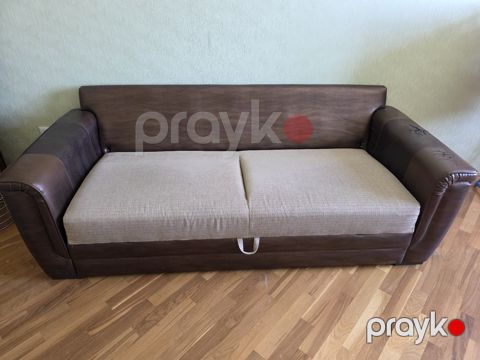 Divan — Bakı