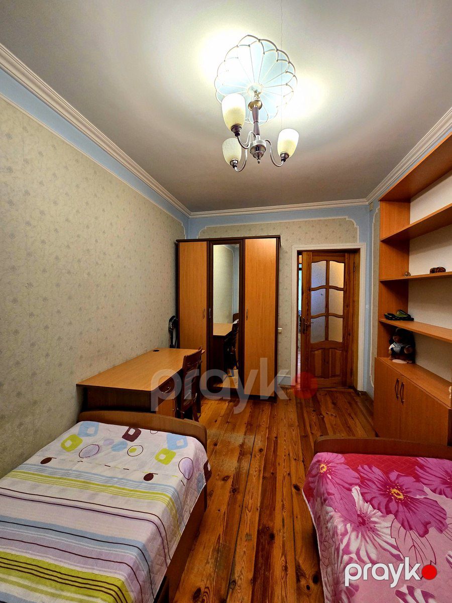 Satılır 4 otaqlı köhnə tikili 90 m² — Mənzil, Bakı (9)
