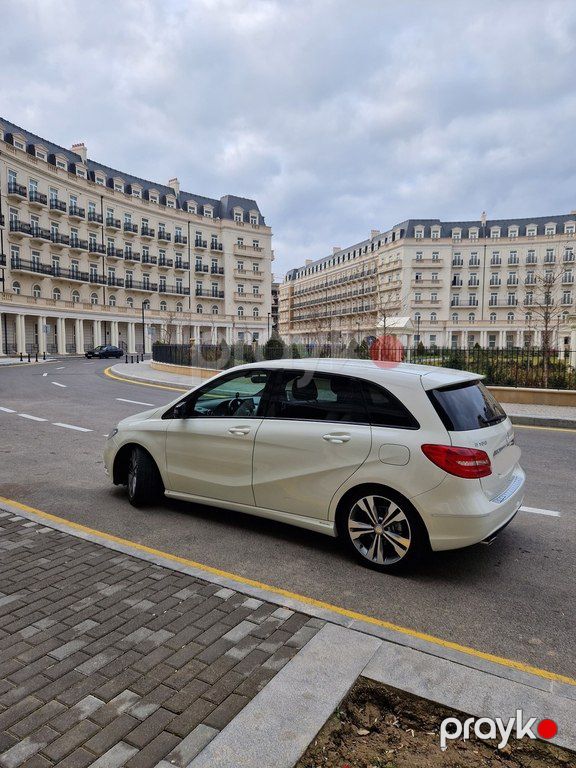 Mercedes B 200, 1.6 L, 2012 il, 14 000 km — Avtomobillər, Bakı (5)