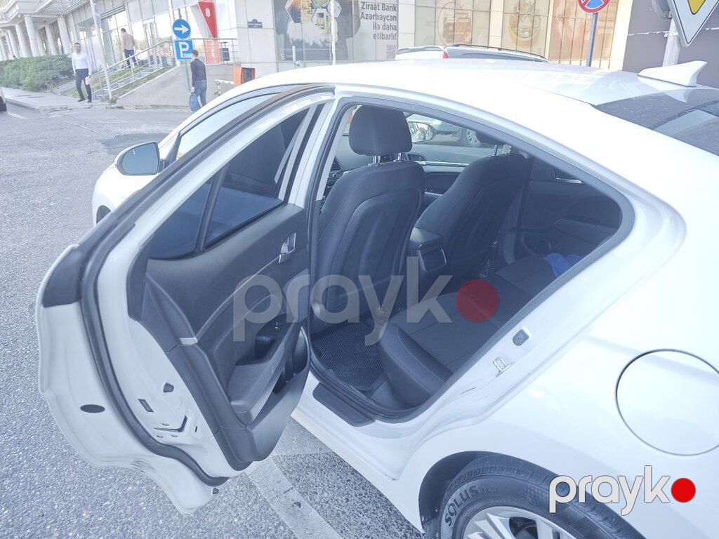 Hyundai Elantra, 1.6 L, 2020 il, 54 718 km — Avtomobillər, Bakı (7)