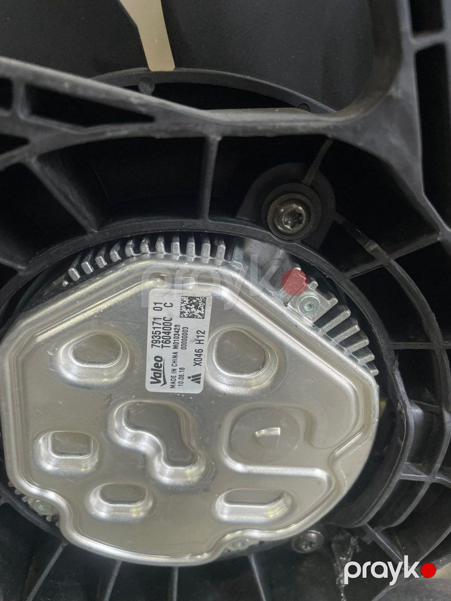 BMW G20 elektron pəri — Ehtiyat hissələri və aksesuarlar, Bakı (2)