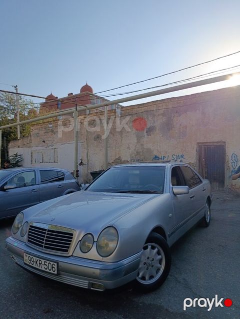 Mercedes E 240, 2.4 L, 1998 il, 250 000 km — Bakı