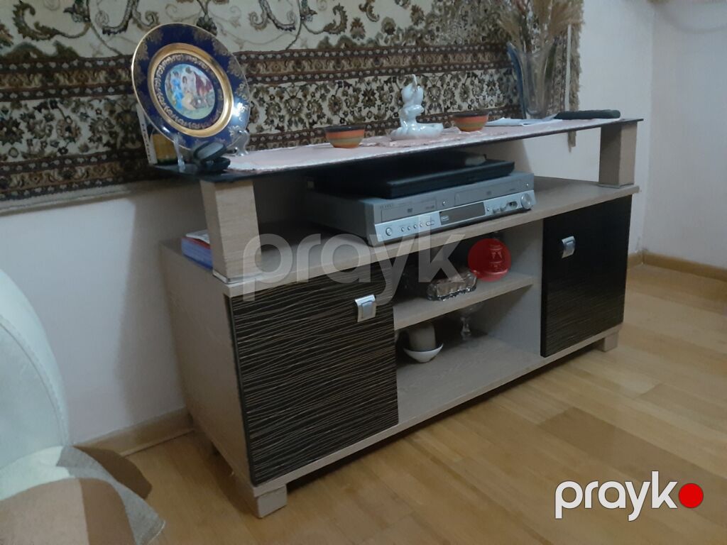 Televizor altlığı, TV stend. Möhkəm materialdandır. Ayrıca kronşteyni — Televizor altlıqları və standlar, Bakı (3)