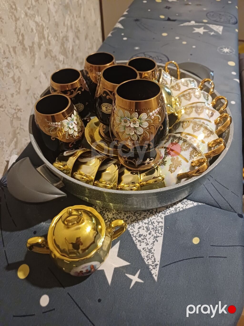 Çay dəsti, rəng - Qızılı, Farfor, Bohemia, Çexiya — Süfrə qabı, Digah