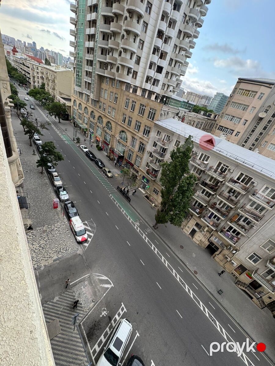 Satılır 4 otaqlı yeni tikili 230 m² — Mənzil, Bakı (2)