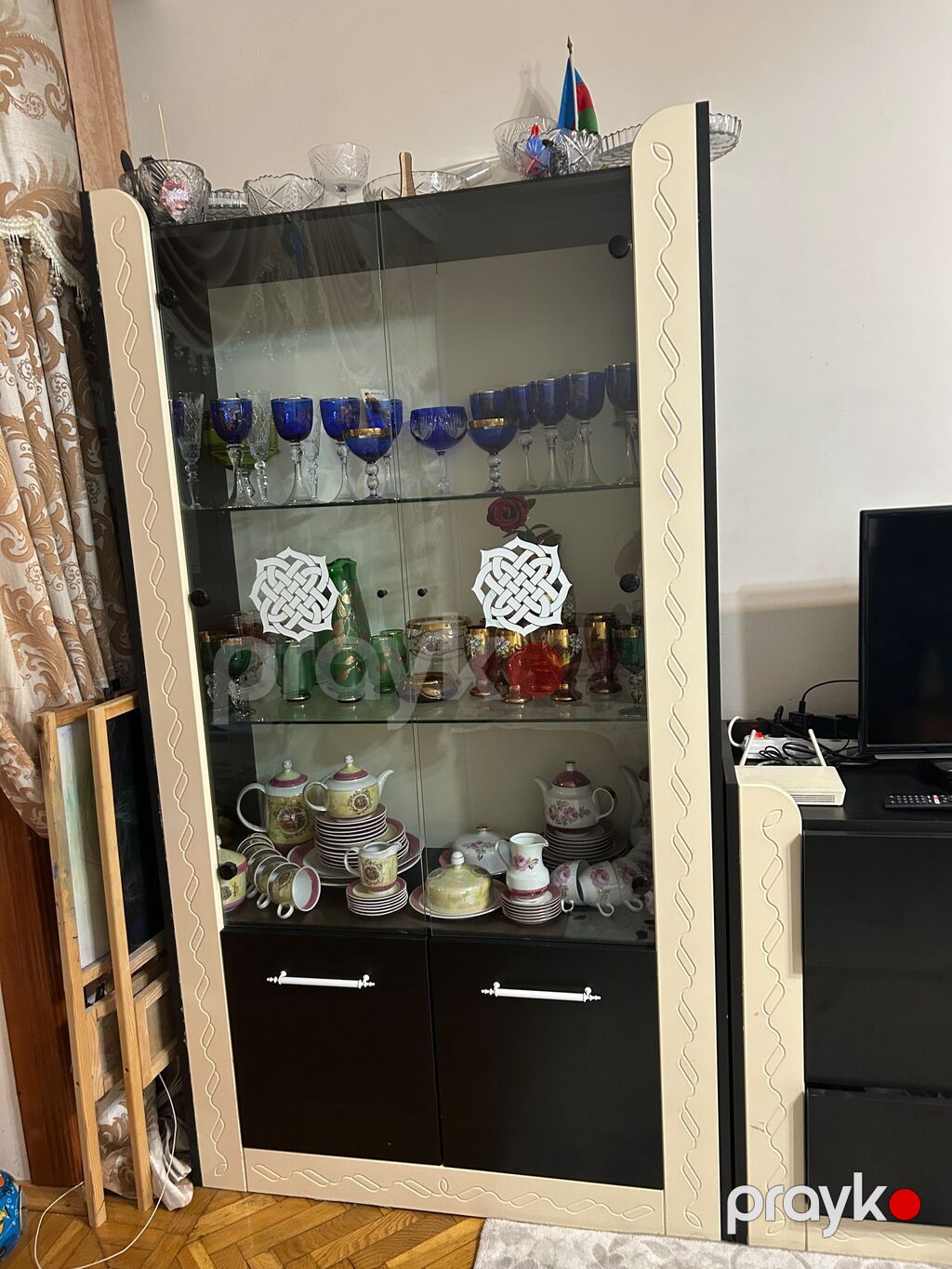 Qonaq otağı üçün vitrin və TV tumbası dəsti - Rəng: qara-bej — Qonaq otağı üçün, Bakı (2)