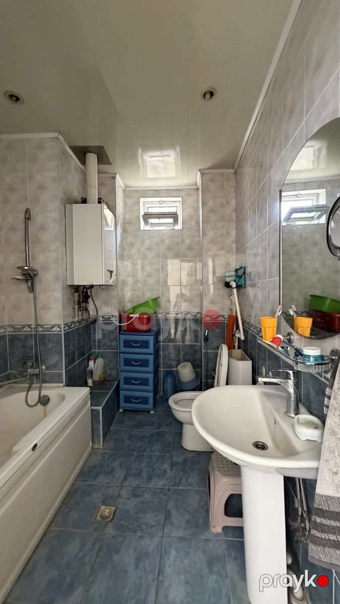 İcarəyə verilir 5 otaqlı köhnə tikili 240 m² — Mənzil, Bakı (6)