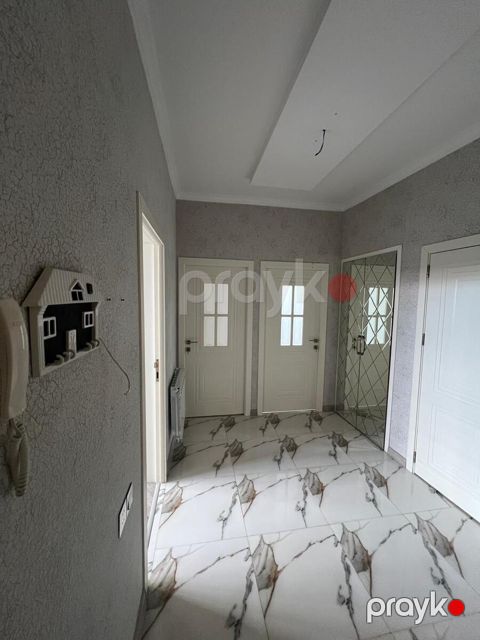 Satılır 3 otaqlı yeni tikili 80 m² — Bakı
