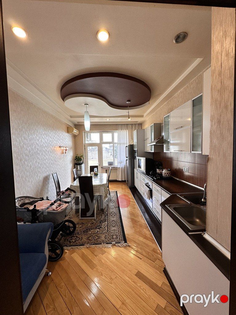 Satılır 5 otaqlı yeni tikili 285 m² — Mənzil, Bakı (12)