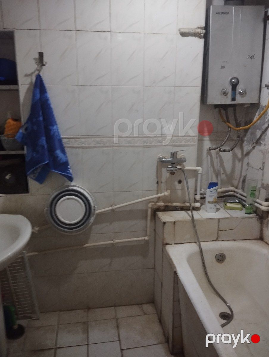 Satılır 3 otaqlı köhnə tikili 91 m² — Mənzil, Bakı (10)
