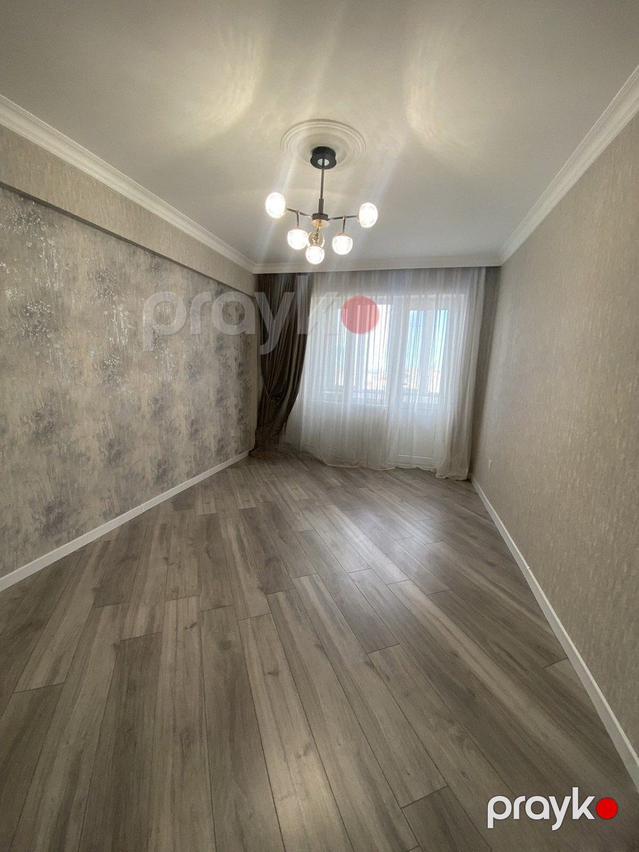 Satılır 2 otaqlı köhnə tikili 62 m² — Mənzil, Bakı (2)