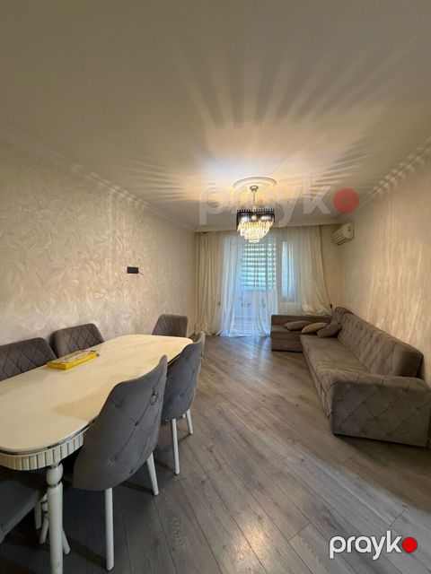 Satılır 3 otaqlı köhnə tikili 55 m² — Bakı
