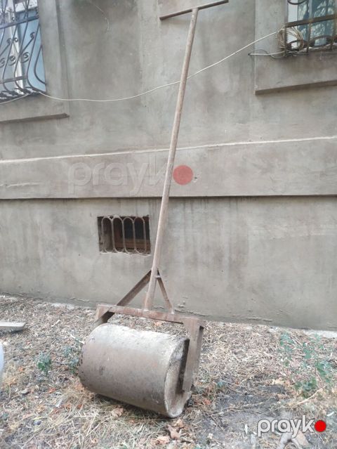 Torpaq üçün əl valiki / diyircəkli katok satılır. Metal — Bakı