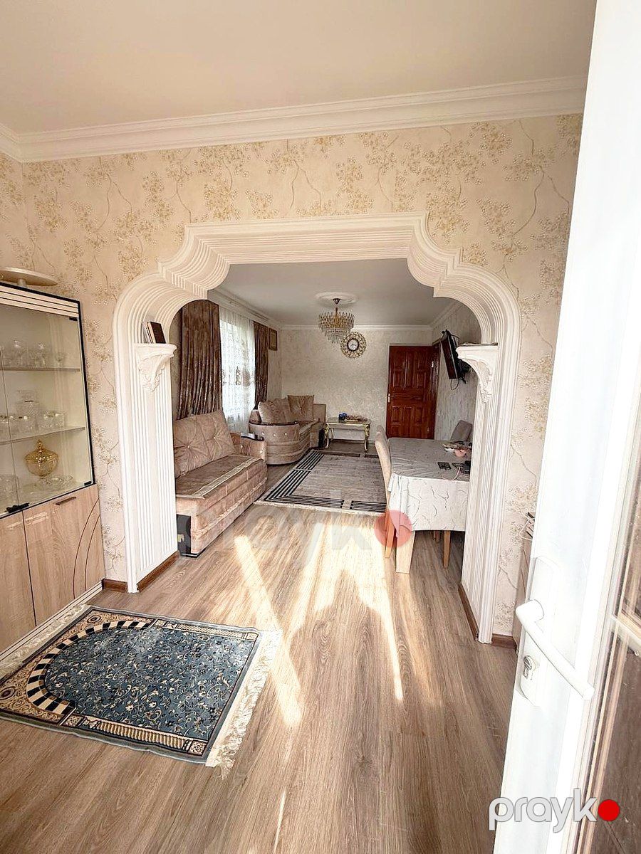 Satılır 4 otaqlı köhnə tikili 90 m² — Mənzil, Bakı (2)