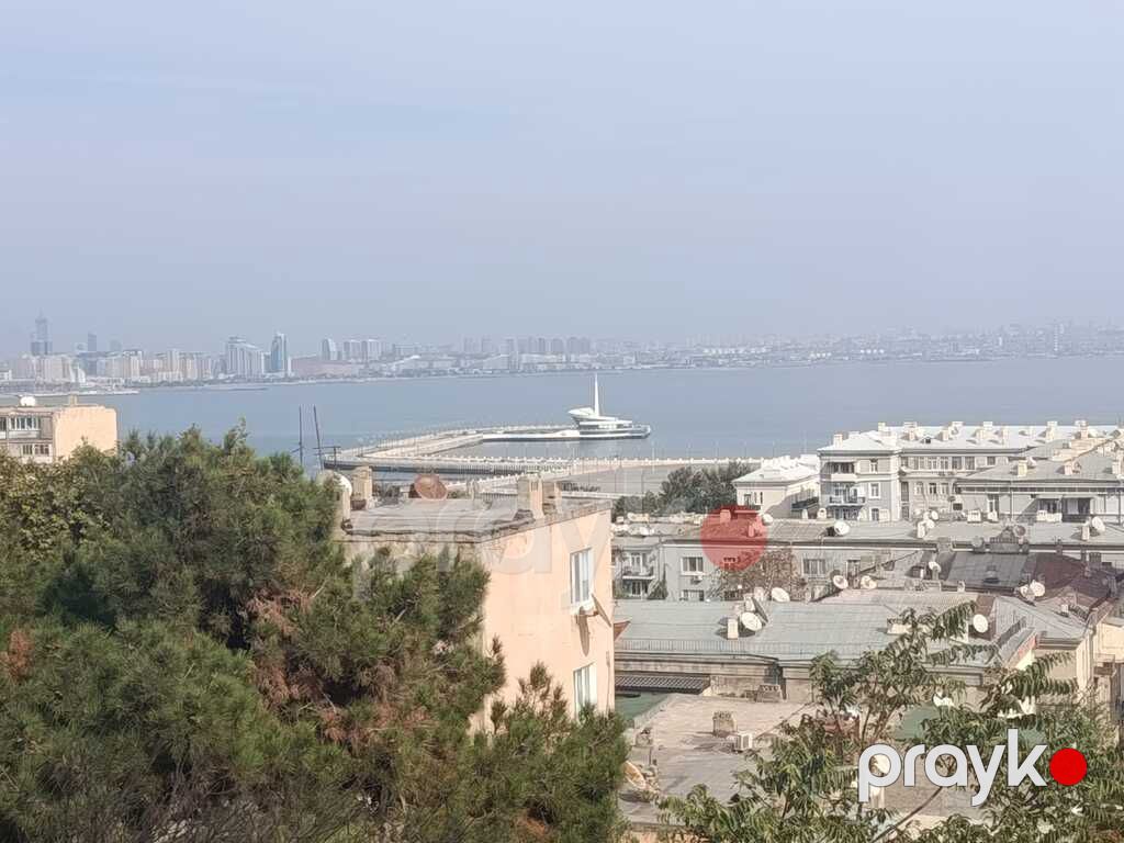 Satılır 7 otaqlı köhnə tikili 400 m² — Mənzil, Bakı (2)