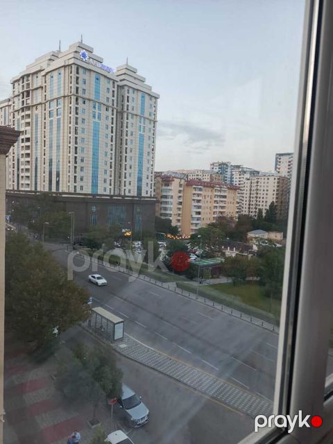 Satılır 2 otaqlı köhnə tikili 48 m² — Bakı