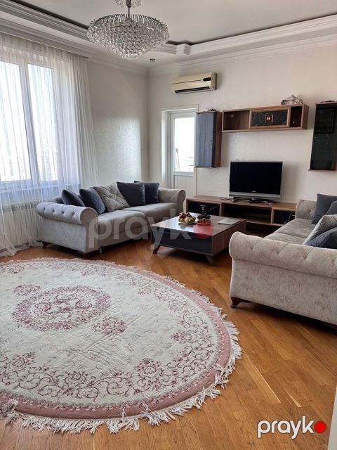 Satılır 3 otaqlı yeni tikili 115 m²