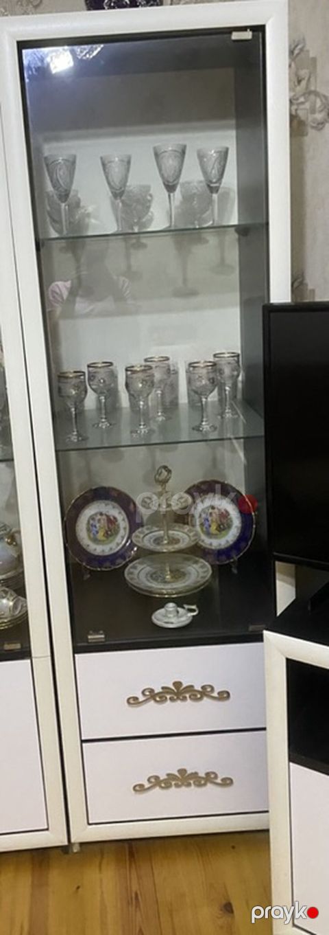 Yeni, Servant — Bakı