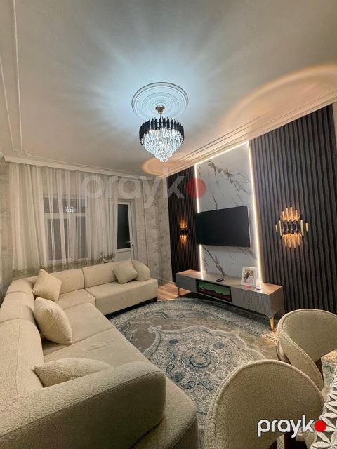 Satılır 2 otaqlı köhnə tikili 65 m² — Bakı