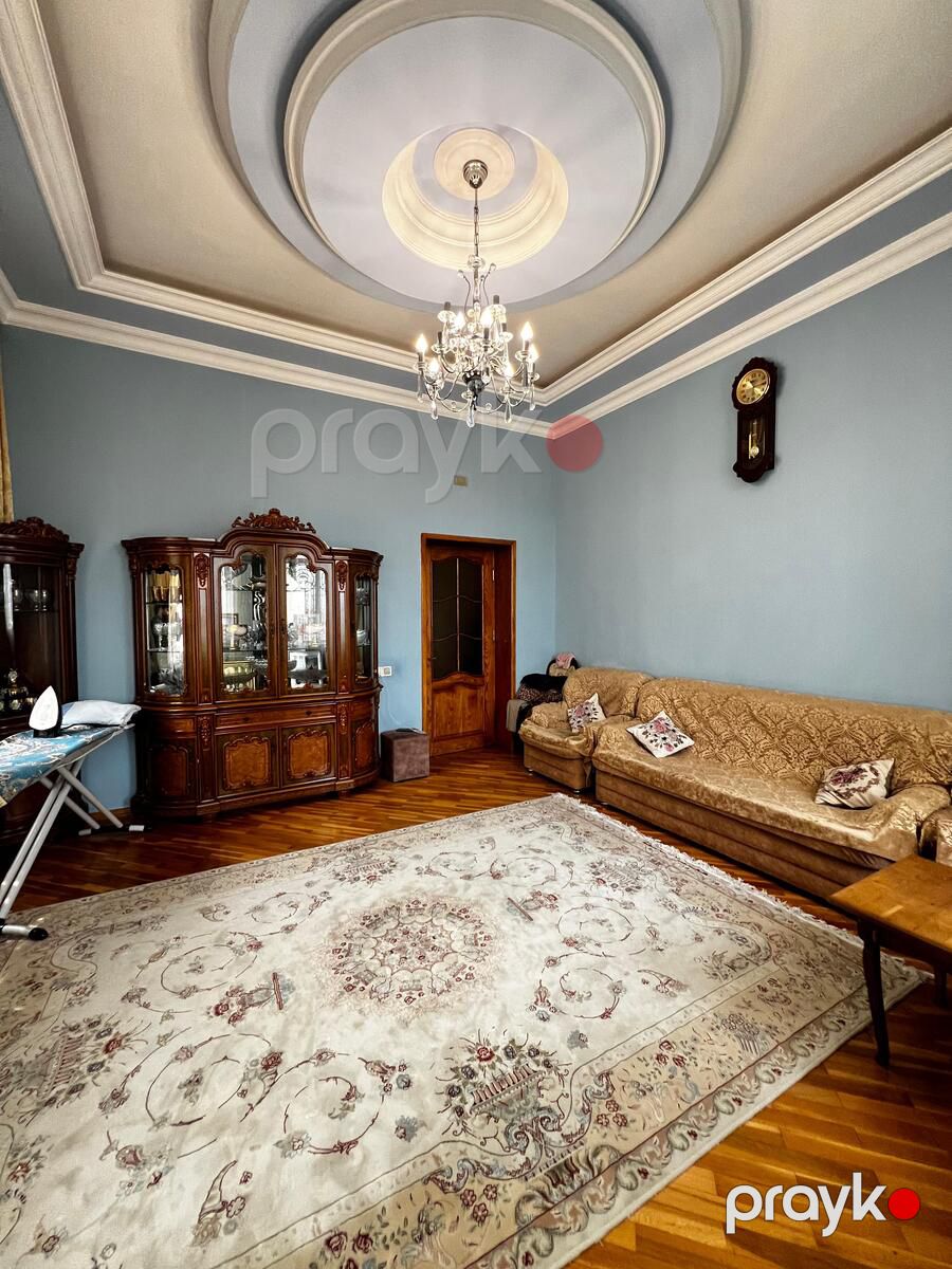 Satılır 4 otaqlı həyət evi/bağ evi 400 m² — Ev, villa, Bakı (12)
