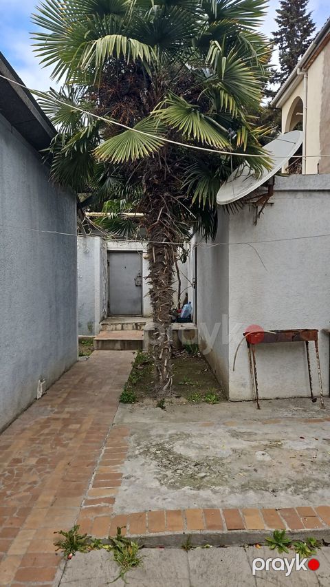 150 kv. m, 4 otaqlı, Qaz, Su, Kombi — Bakı