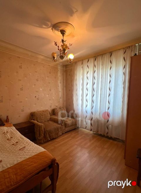 Satılır 5 otaqlı köhnə tikili 120 m² — Bakı
