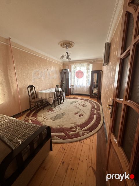 İcarəyə verilir 3 otaqlı köhnə tikili 80 m² — Bakı
