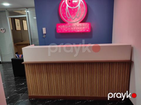 Resepsion masası – ofis, klinika, tədris mərkəzi və salonlar üçün — Gəncə