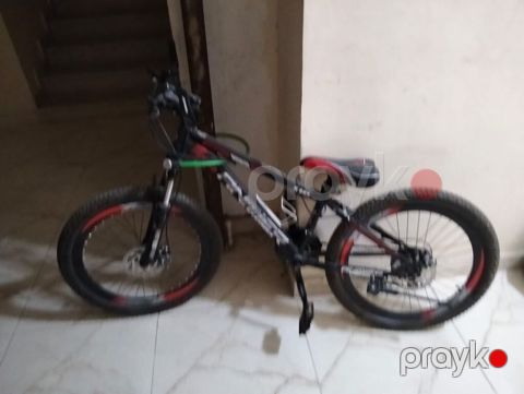 26liqdir az surulub. Qiymet 150m unvan saray. Nika3093 — Bakı