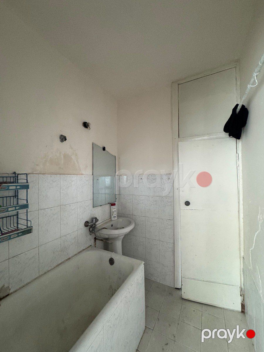 Satılır 1 otaqlı köhnə tikili 45 m² — Mənzil, Bakı (5)
