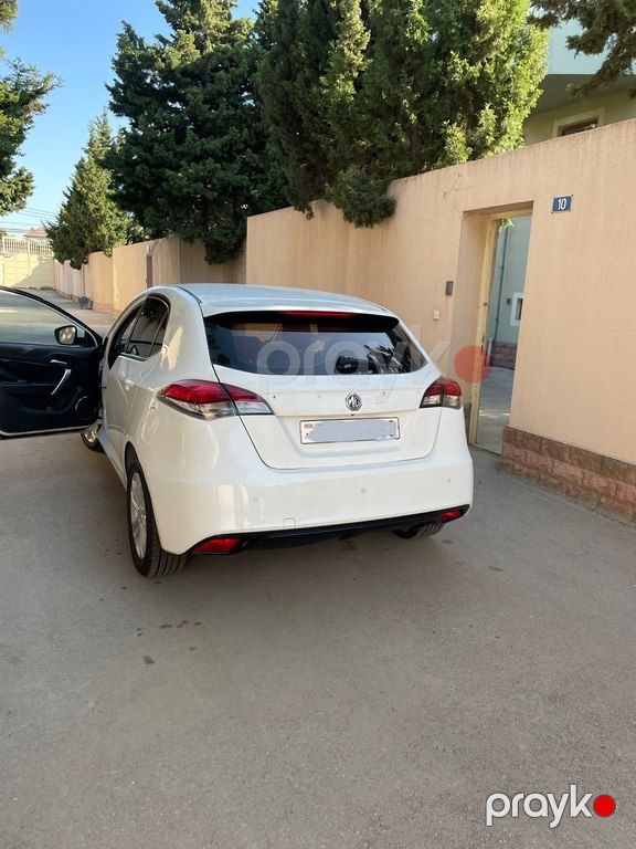 MG 5, 1.5 L, 2013 il, 173 000 km — Avtomobillər, Bakı (7)