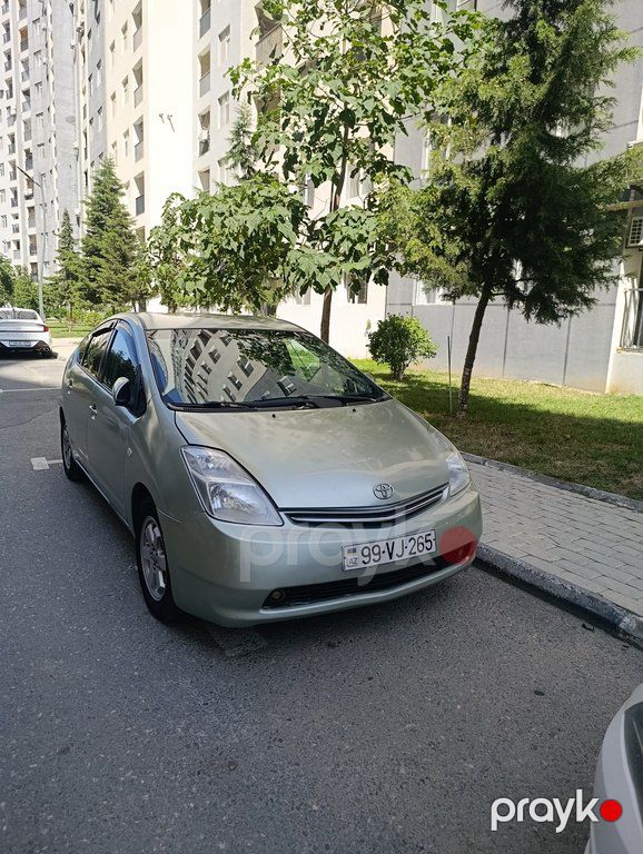 Toyota Prius, 1.5 L, 1.3 kWh, 2006 il, 300 000 km — Avtomobillər, Bakı