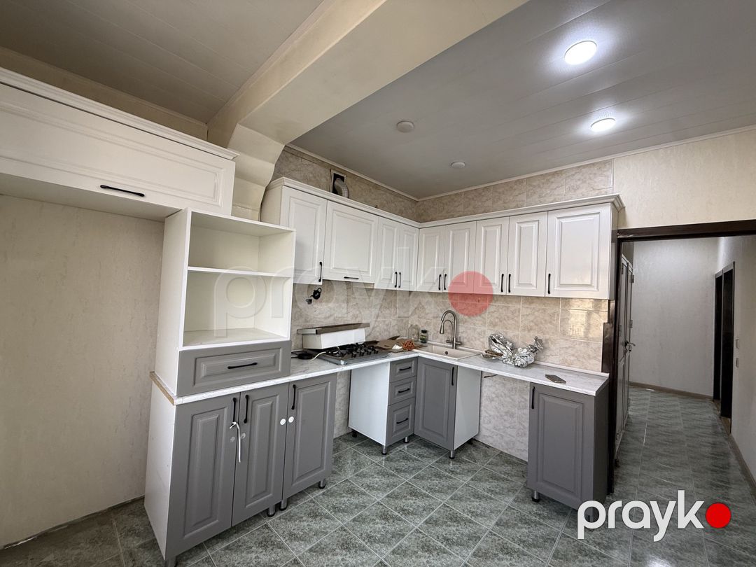 Satılır 4 otaqlı köhnə tikili 102 m² — Mənzil, Bakı (7)
