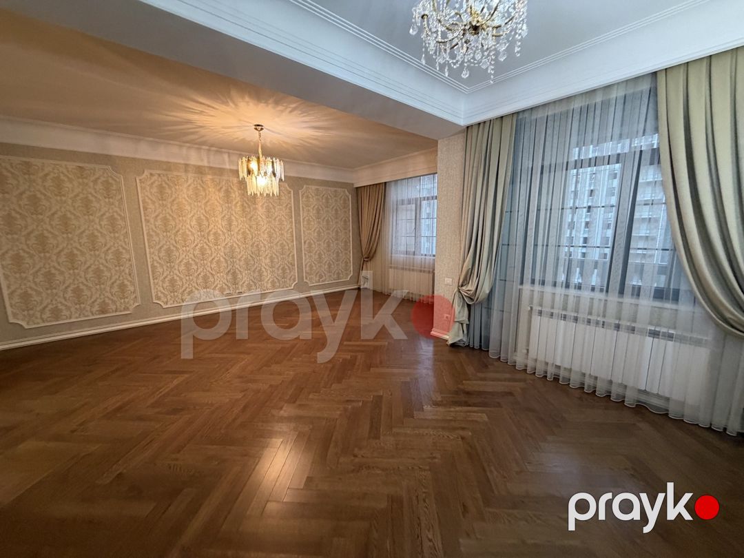 Satılır 4 otaqlı yeni tikili 205 m² — Mənzil, Bakı (2)