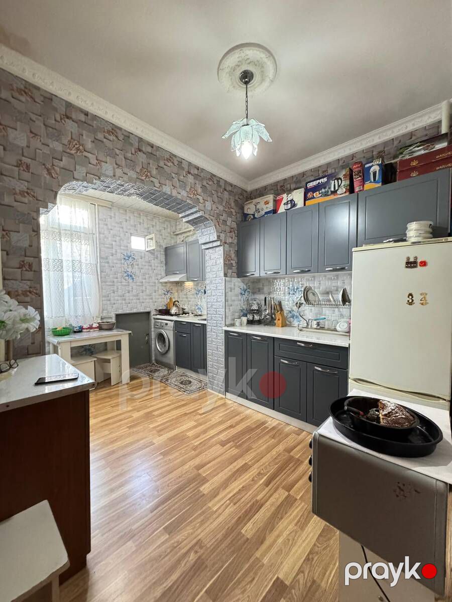 Satılır 4 otaqlı köhnə tikili 110 m² — Mənzil, Bakı (10)
