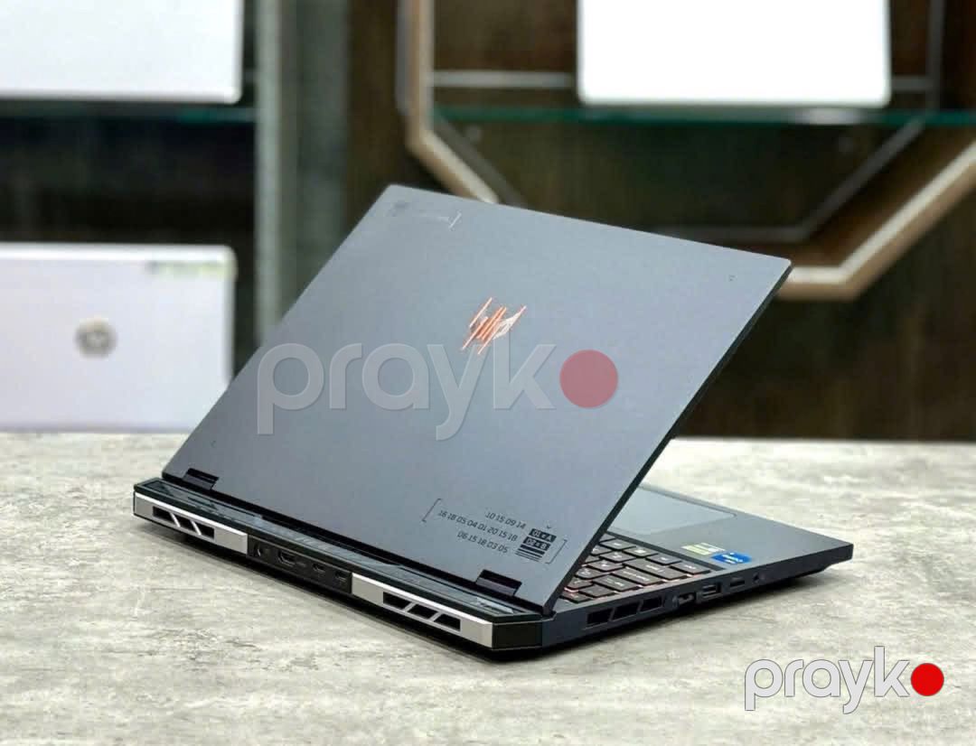 Acer Predator Helios Neo 16 PHN16-72 (2024) — Noutbuklar, Bakı (4)